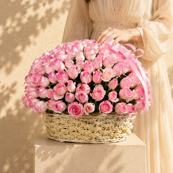 Newborn Baby Flowers in Dubai: Colors, Symbolism & Etiquette Guide