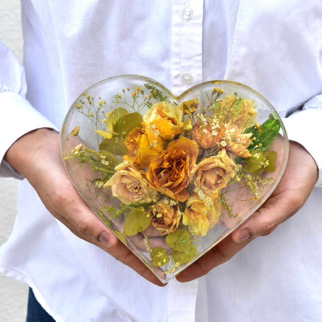 From I Do to Forever: Discover the Best Techniques for Preserving Your Wedding Bouquet