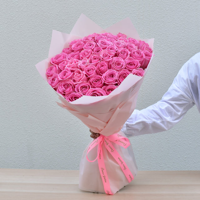 Angel - Pink Roses Bouquet