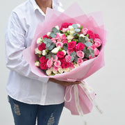 mixed-spray-roses-bouquet
