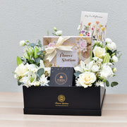 Creative Blooms - Gift Hamper - Flower Station Dubai