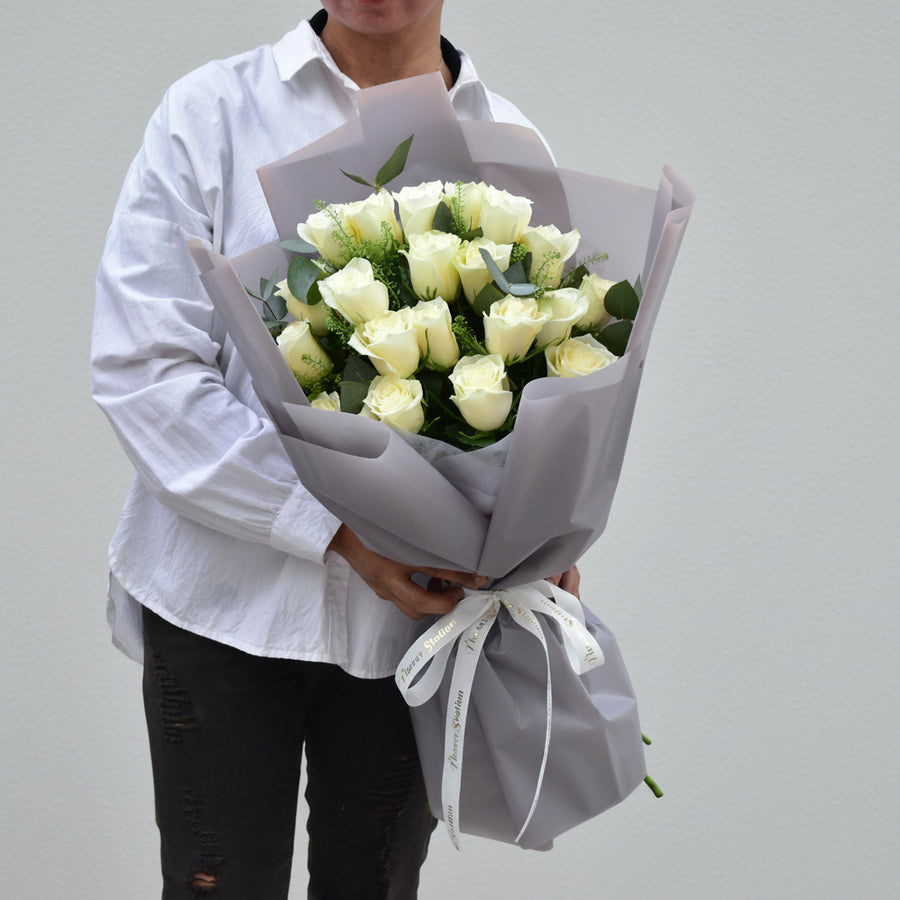 White Forest - Mono Bouquet