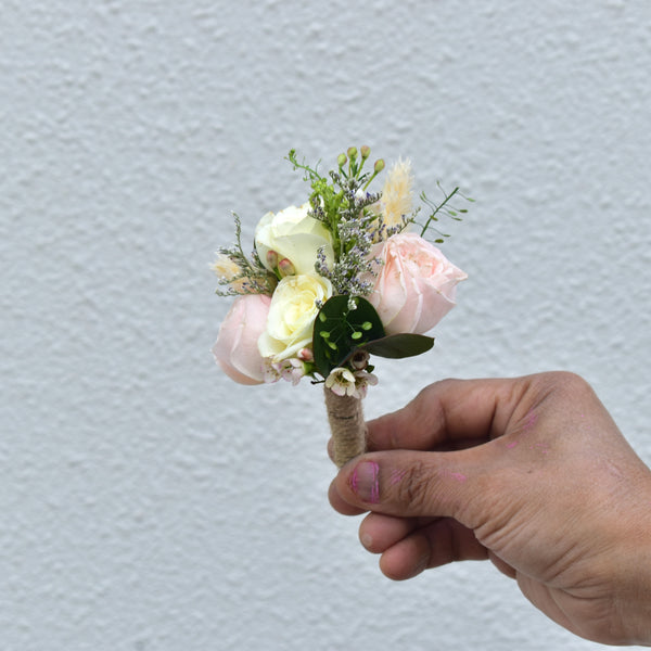 My Sweetie - Boutonniere - Flower Station Dubai
