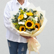 bright-day-sunflowers-bouquet