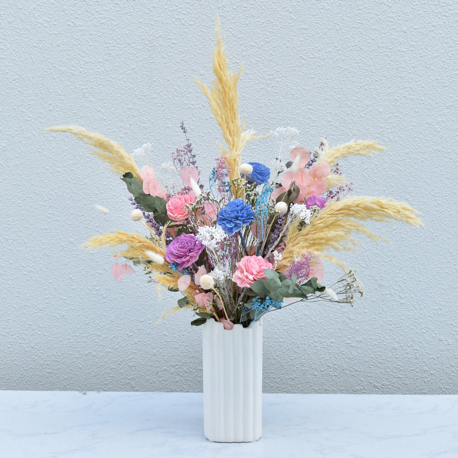 dried flowers vase - sola rose, pampas