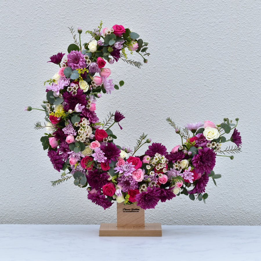 Blossom - Crescent Moon - Flower Station Dubai