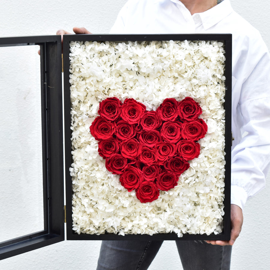 L O V E - Forever Flowers - Flower Station Dubai