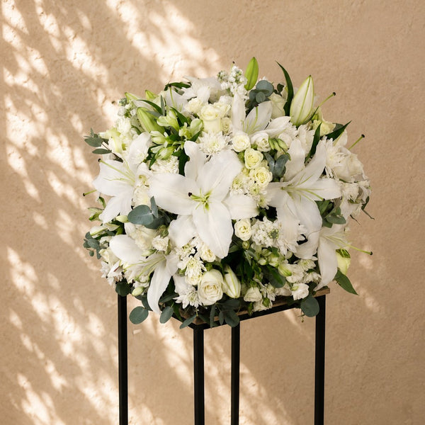 Ivory Symphony - Flower Stand - Flower Station Dubai