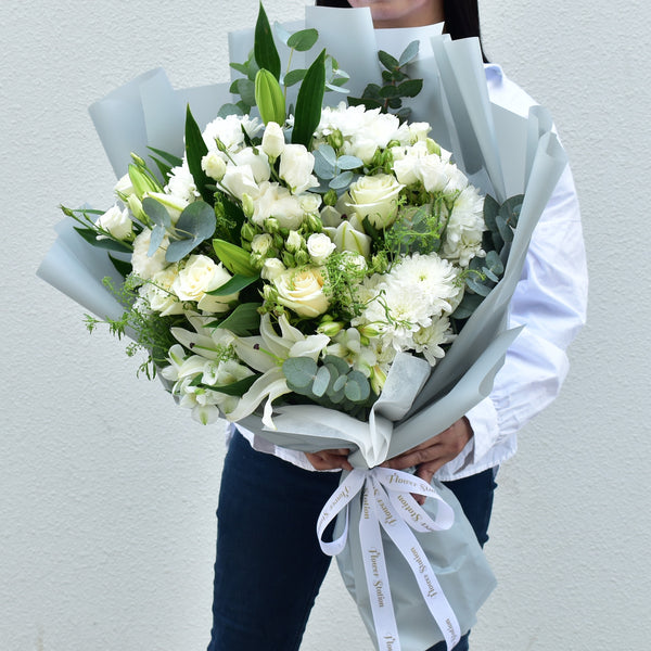 Snowflakes - Mixed Bouquet - Flower Station Dubai