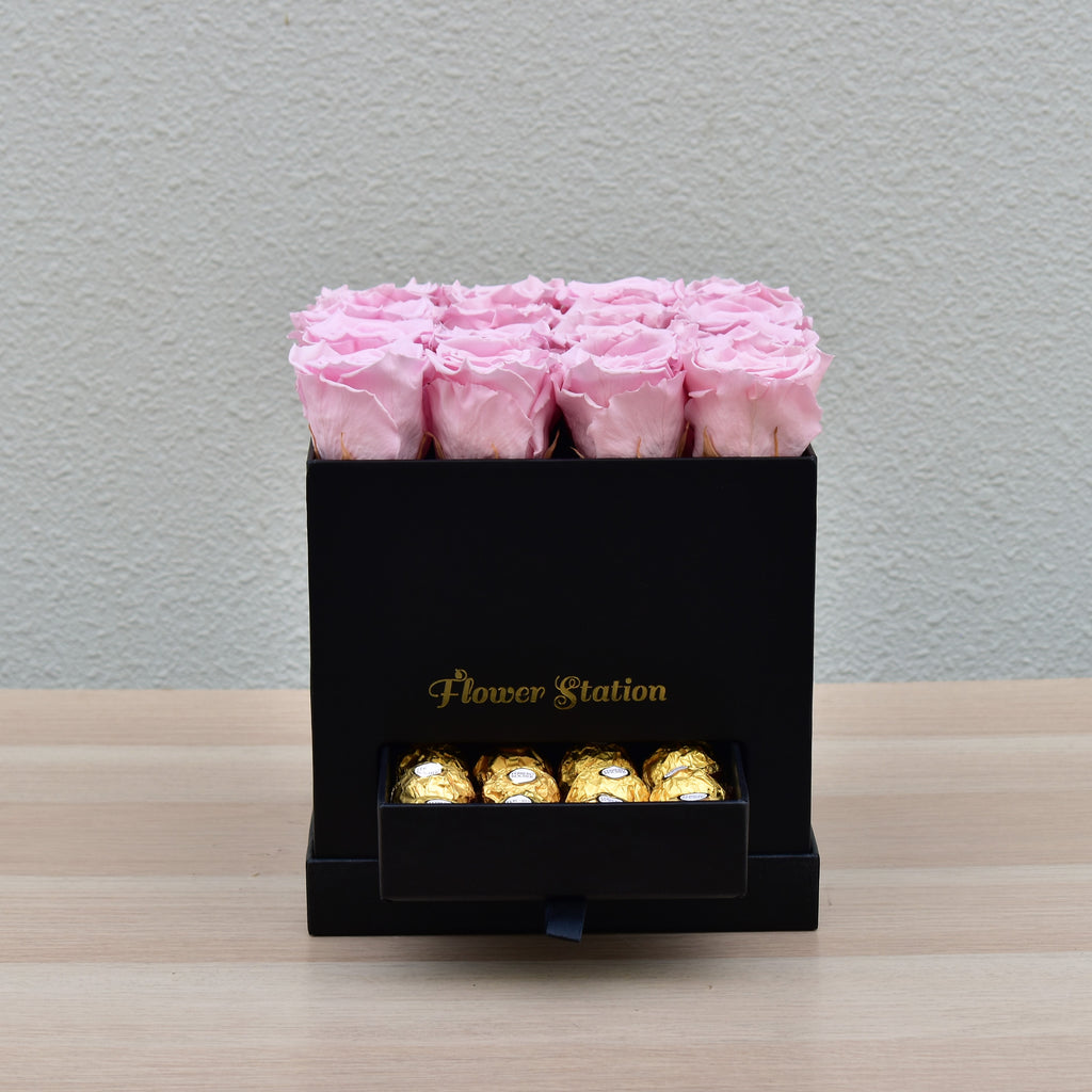 Pink Forever Rose in Box | Infinity Roses in Box | Flower Station