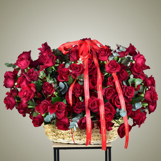 Grand Love - Rose Basket