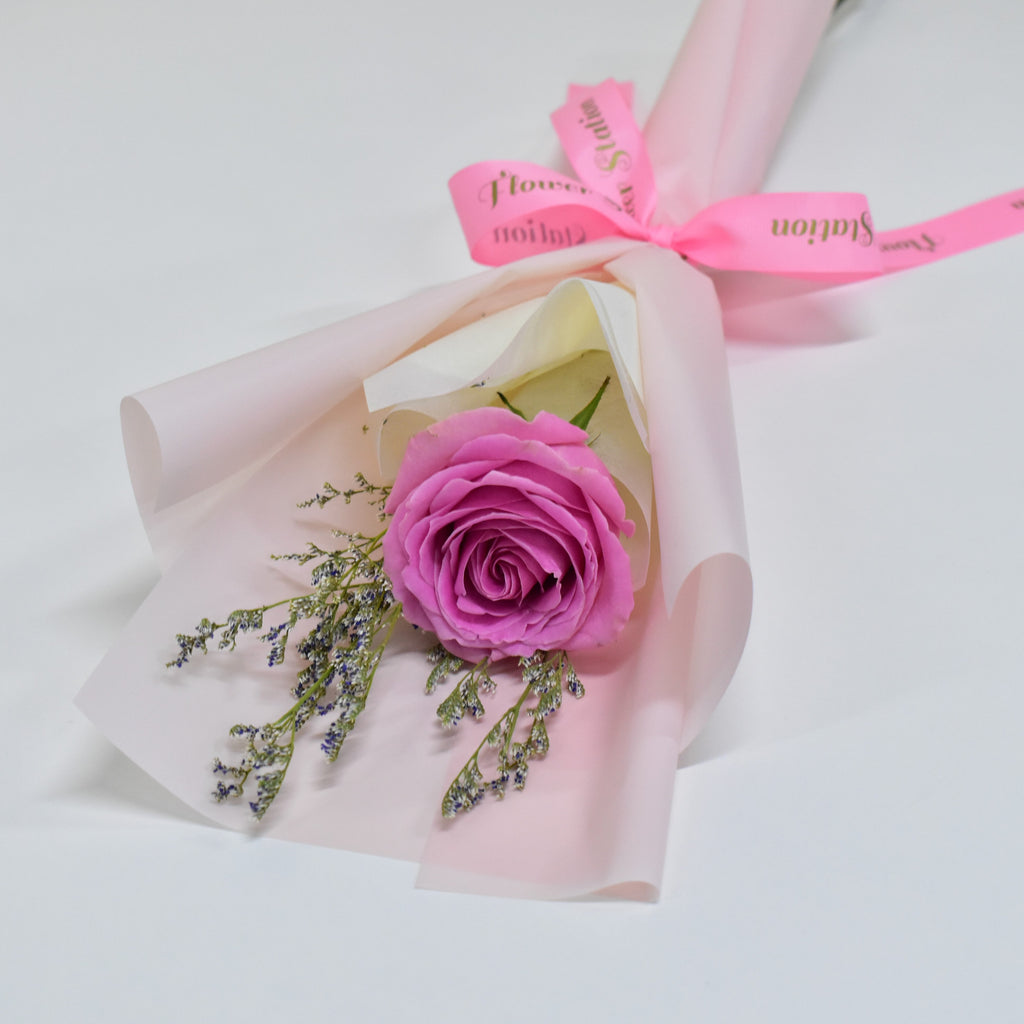 Single Rose Bouquet Pink Flower Station single-rose-bouquet-pink-flower-station