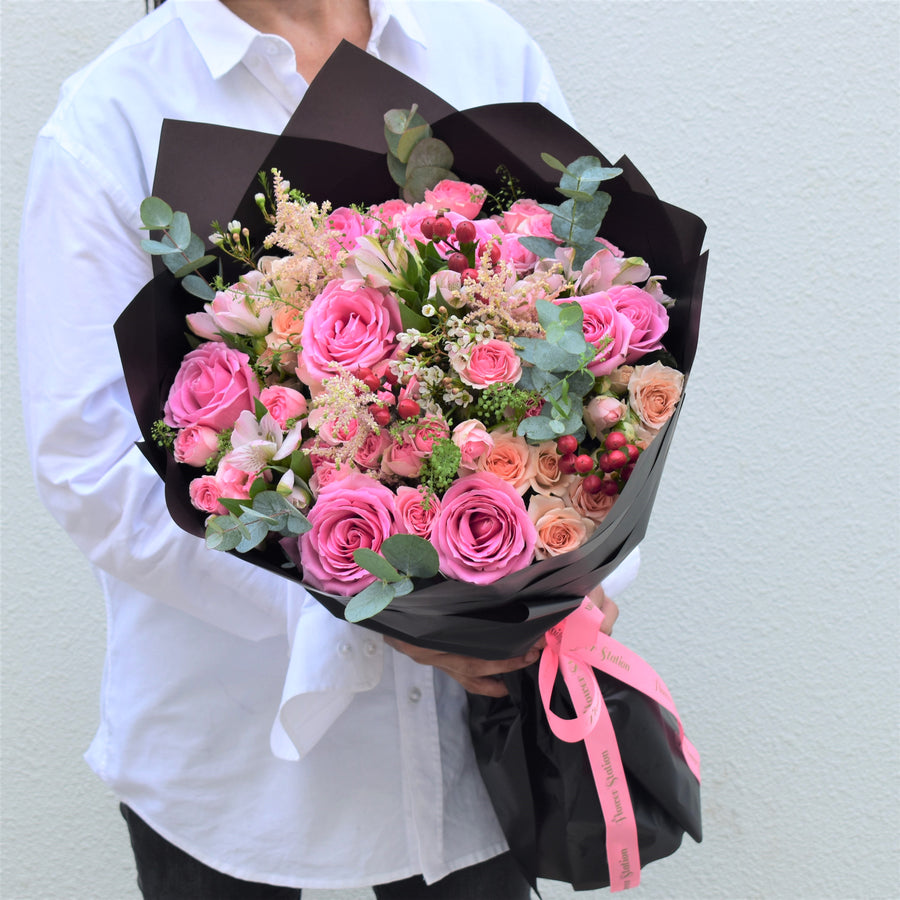 Star Blossom - Mixed Bouquet - Flower Station Dubai