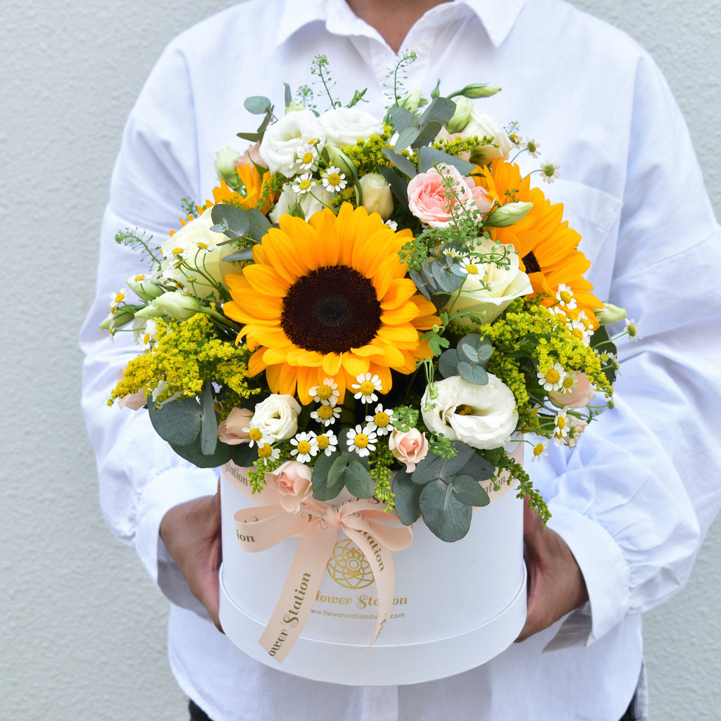 Premium Flower Box Collection | Send Rose Box in Dubai | Flower Station
