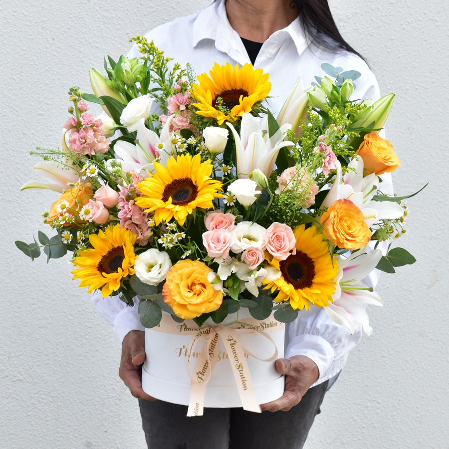 Sunflower Mixed Flower Box | Size:Medium