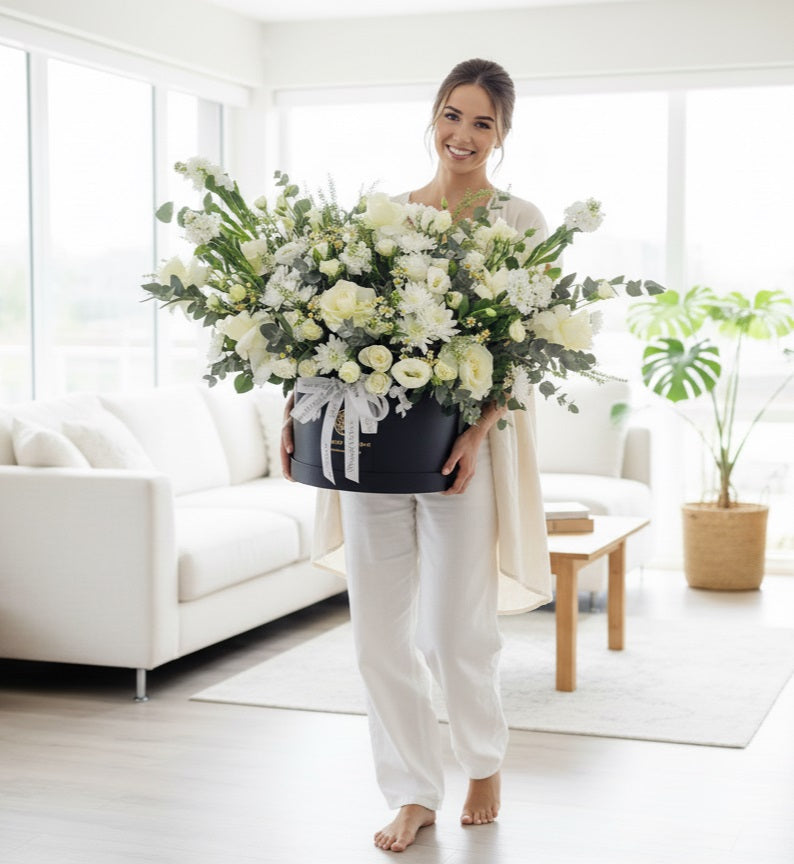White Rose & Baby Rose mixed | Size : Medium