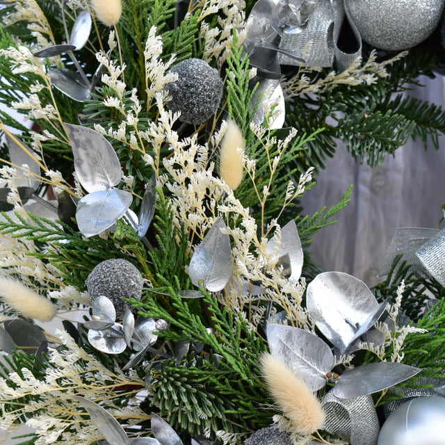 White Noel - Christmas Wreath