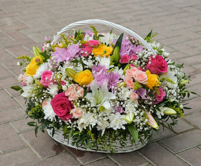 Eternal Sunshine - Flower Basket -  Flower Delivery - Flower Station Dubai
